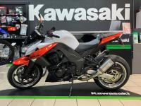 KAWASAKI Z1000 / DSN MOTOS 40