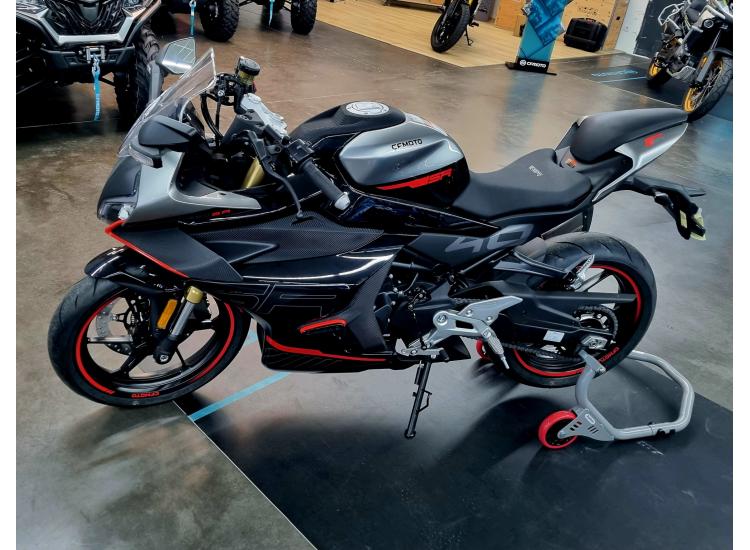 CF MOTO  450 SR / 129.68€/MOIS* / DSN MOTOS 40