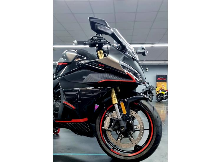 CF MOTO  450 SR / 129.68€/MOIS* / DSN MOTOS 40