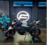 CF MOTO 450NK 2024 / 107.32€/MOIS* / DSN MOTOS 40