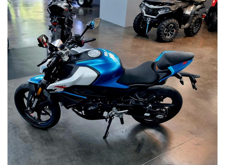 CF MOTO 450NK 2024 / 107.32€/MOIS* / DSN MOTOS 40