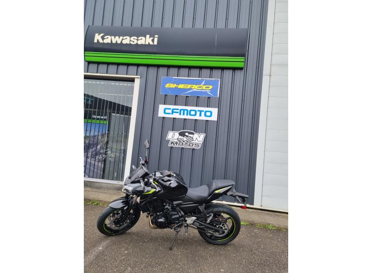 KAWASAKI Z 650 / 111.18€/MOIS* / DSN MOTOS 40