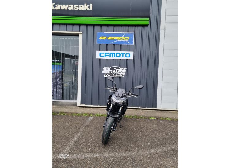 KAWASAKI Z 650 / 111.18€/MOIS* / DSN MOTOS 40