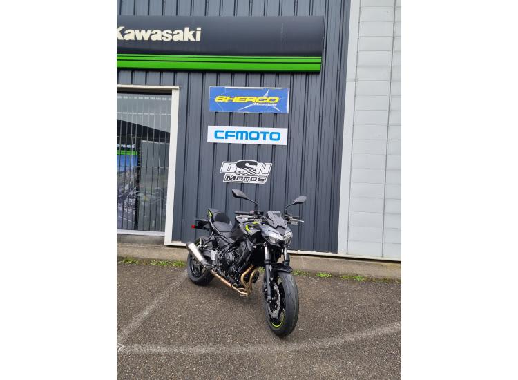 KAWASAKI Z 650 / 111.18€/MOIS* / DSN MOTOS 40