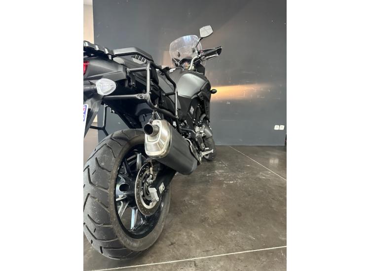 SUZUKI 650 DL / 124.57€/MOIS* / DSN MOTOS 40