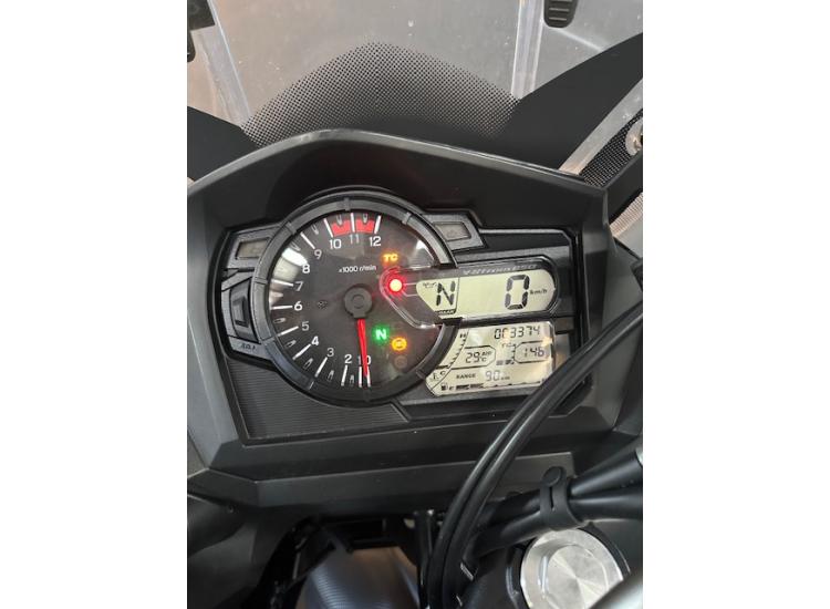 SUZUKI 650 DL / 124.57€/MOIS* / DSN MOTOS 40