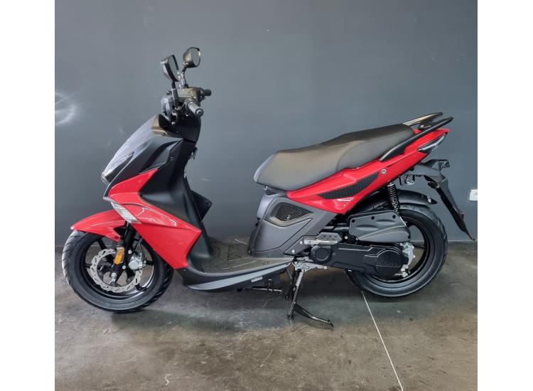 KYMCO SUPER 8 / 53.62€/MOIS* / DSN MOTOS 40