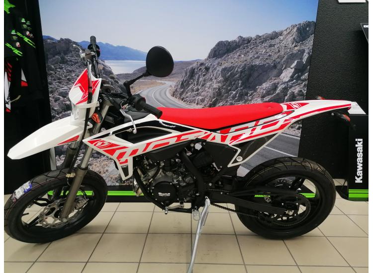 BETA RR MOTARD 50 / 64€ PAR MOIS / DSN MOTOS 40