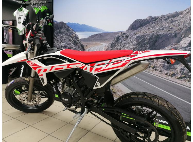 BETA RR MOTARD 50 / 64€ PAR MOIS / DSN MOTOS 40