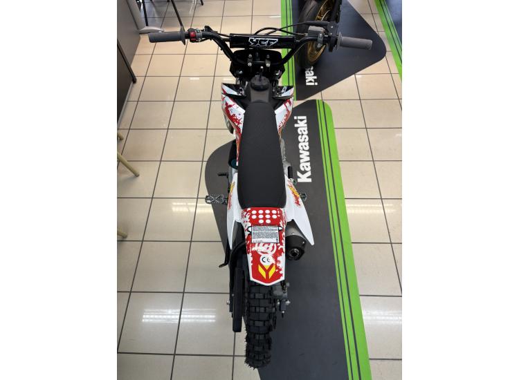 YCF 125 LITE / DSN MOTOS 40