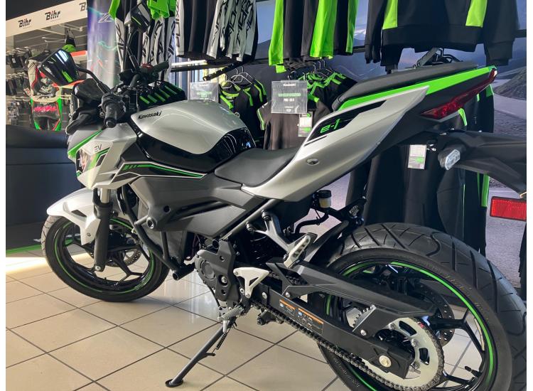 KAWASAKI Z E-1 électrique / 150€ PAR MOIS / DSN MOTOS 40