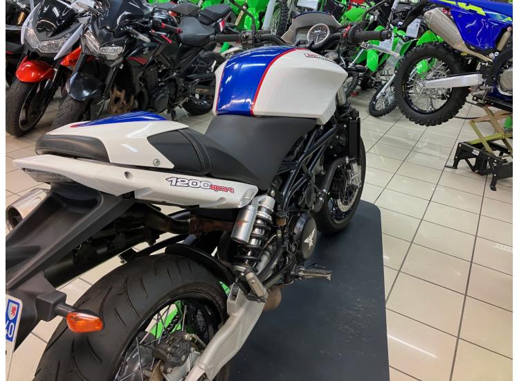 MOTO MORINI 1200 CORSARO MILANO/ DSN MOTOS 40