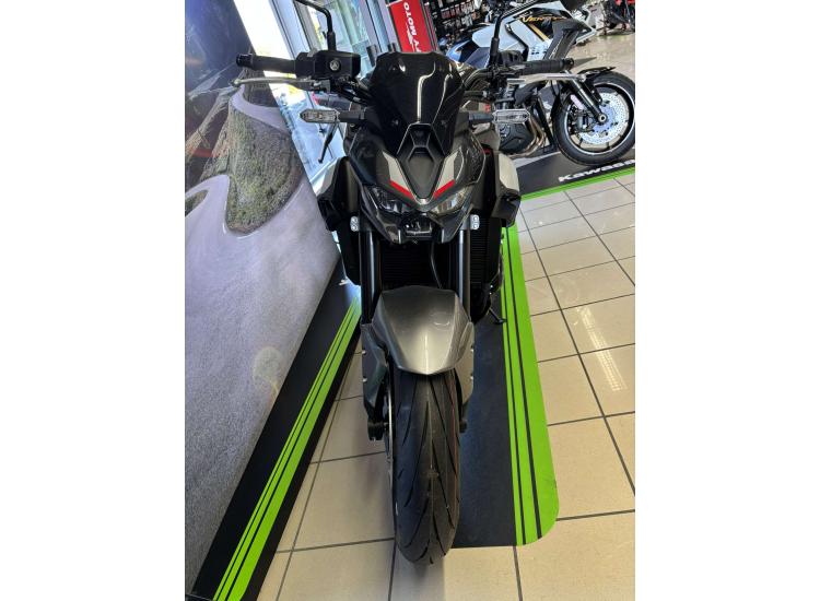 KAWASAKI z900 70kw  / 177.73€/MOIS* / DSN MOTOS 40