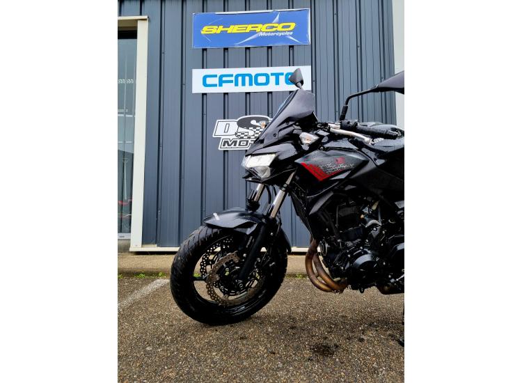KAWAZAKI Z650 / 128€/MOIS* / DSN MOTOS 40