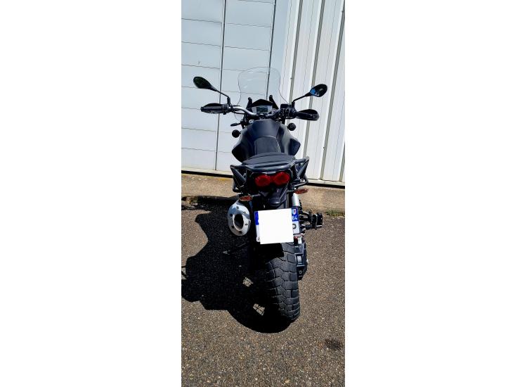 MOTO GUZZI V85 TT 850