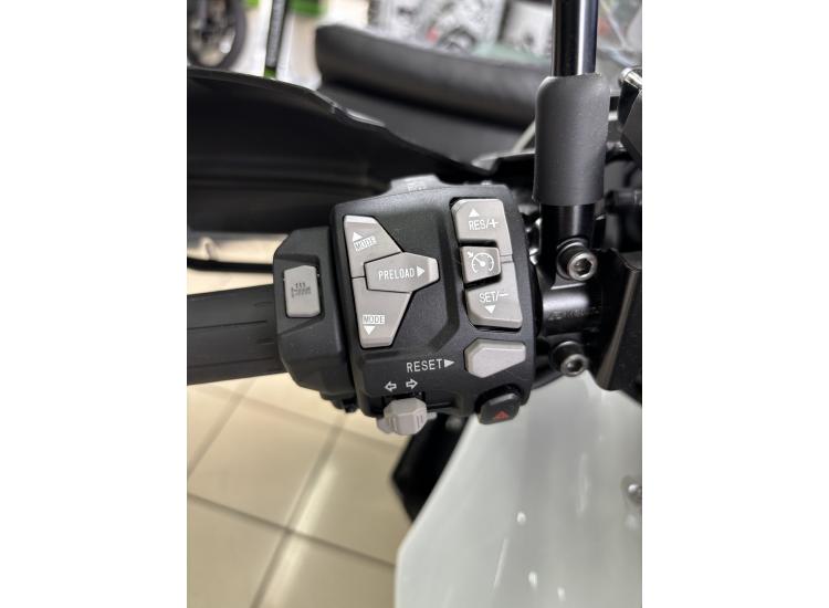 KAWASAKI VERSYS 1100 SE 2025  / 314.56 €/MOIS* / DSN MOTOS 40