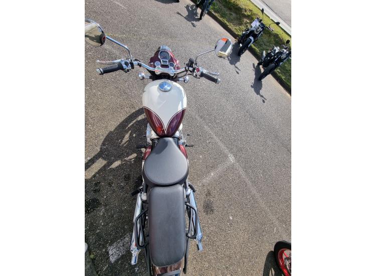 ROYAL ENFIELD 650 CLASSIC  / 155.94€/MOIS* / DSN MOTOS 40