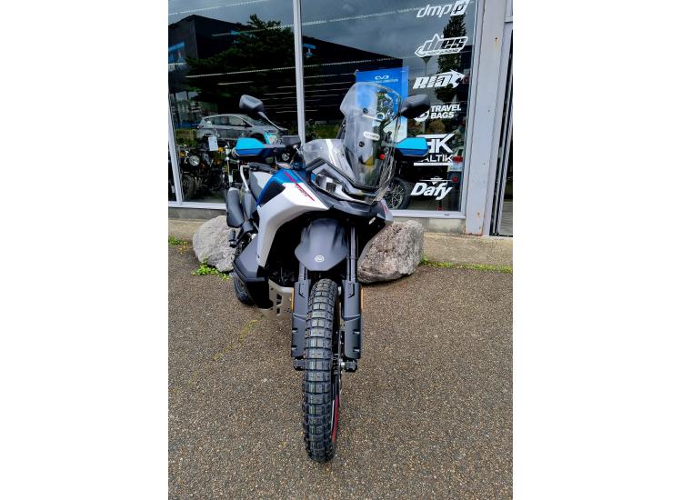 CF MOTO 800 MTX  / 166.95€/MOIS* / DSN MOTOS 40