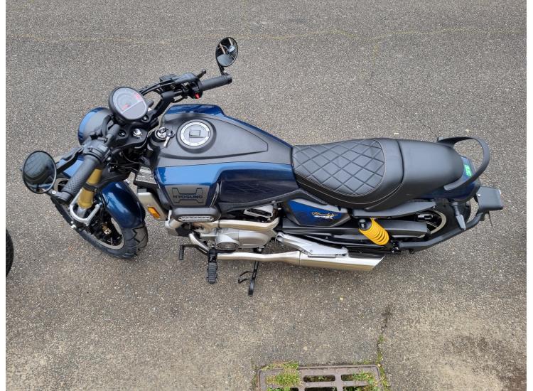 HYOSUNG GV 125 X / 109.85€/MOIS* / DSN MOTOS 40