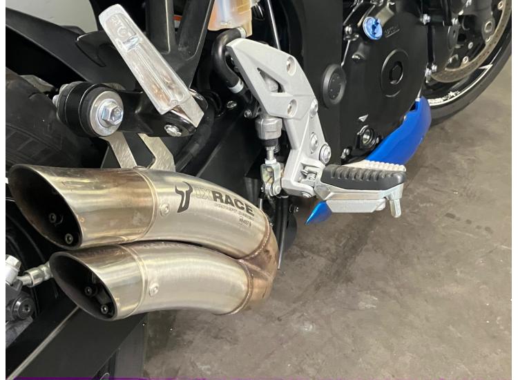 SUZUKI 750 GSR EDITION FREEGUN  /  DSN MOTOS 40