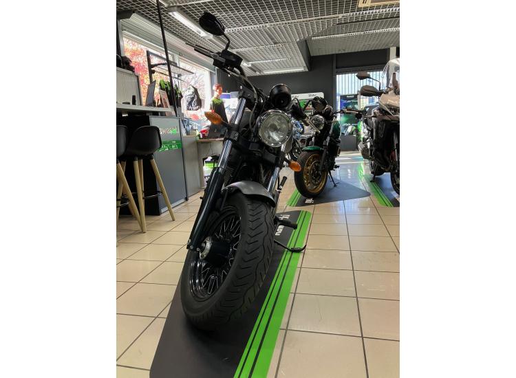 VICTORY 1731 GUNNER / DSN MOTOS 40