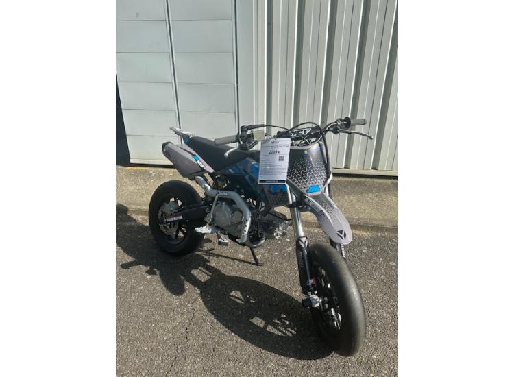 YCF 125 SUPERMOTARD / DSN MOTOS 40